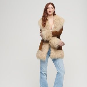 Superdry manufacturing co women’s faux fur trim & lined coat.